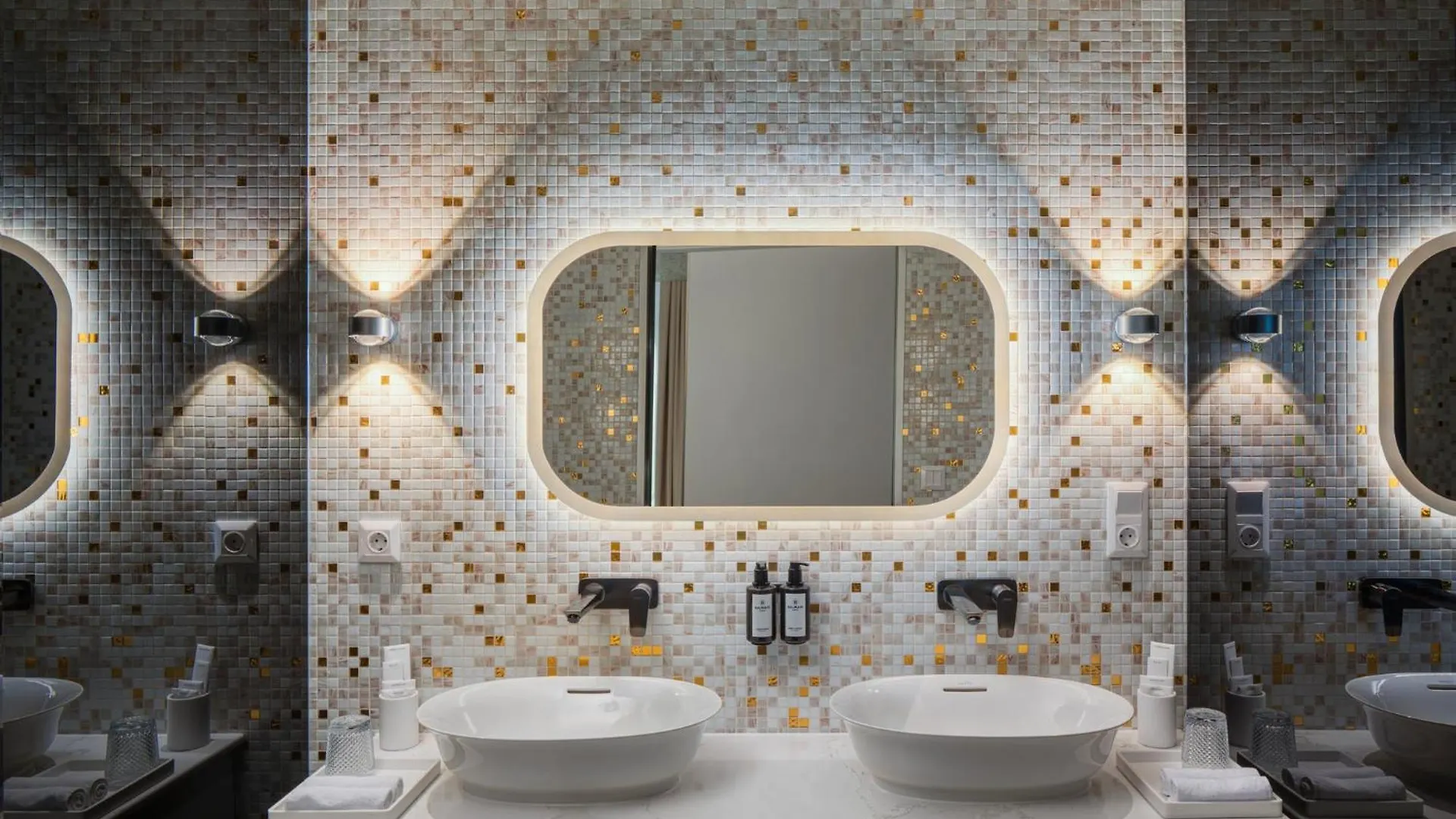 Kimpton Bem Budapest By Ihg 5*,  Ungern