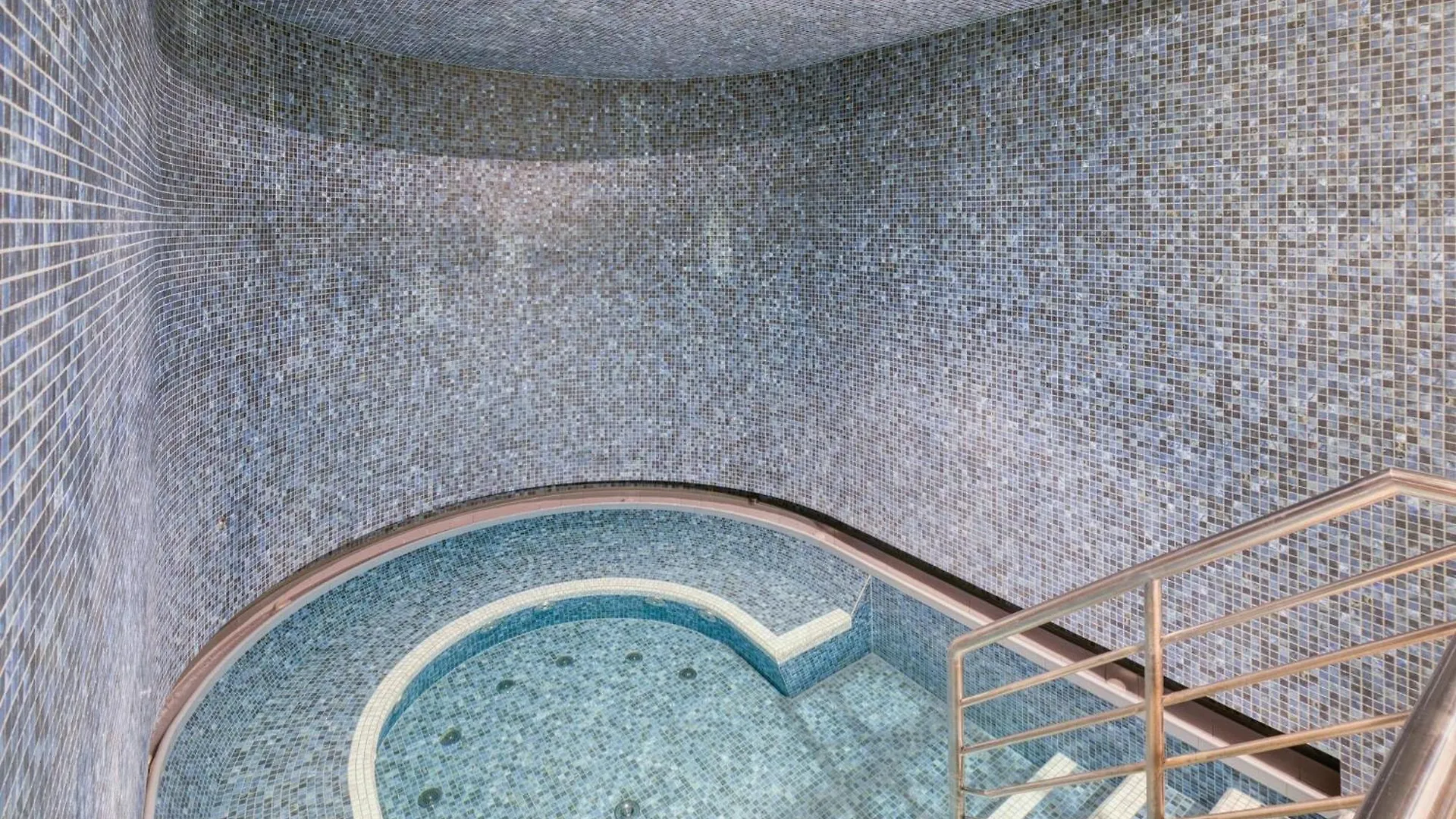 Kimpton Bem Budapest By Ihg
